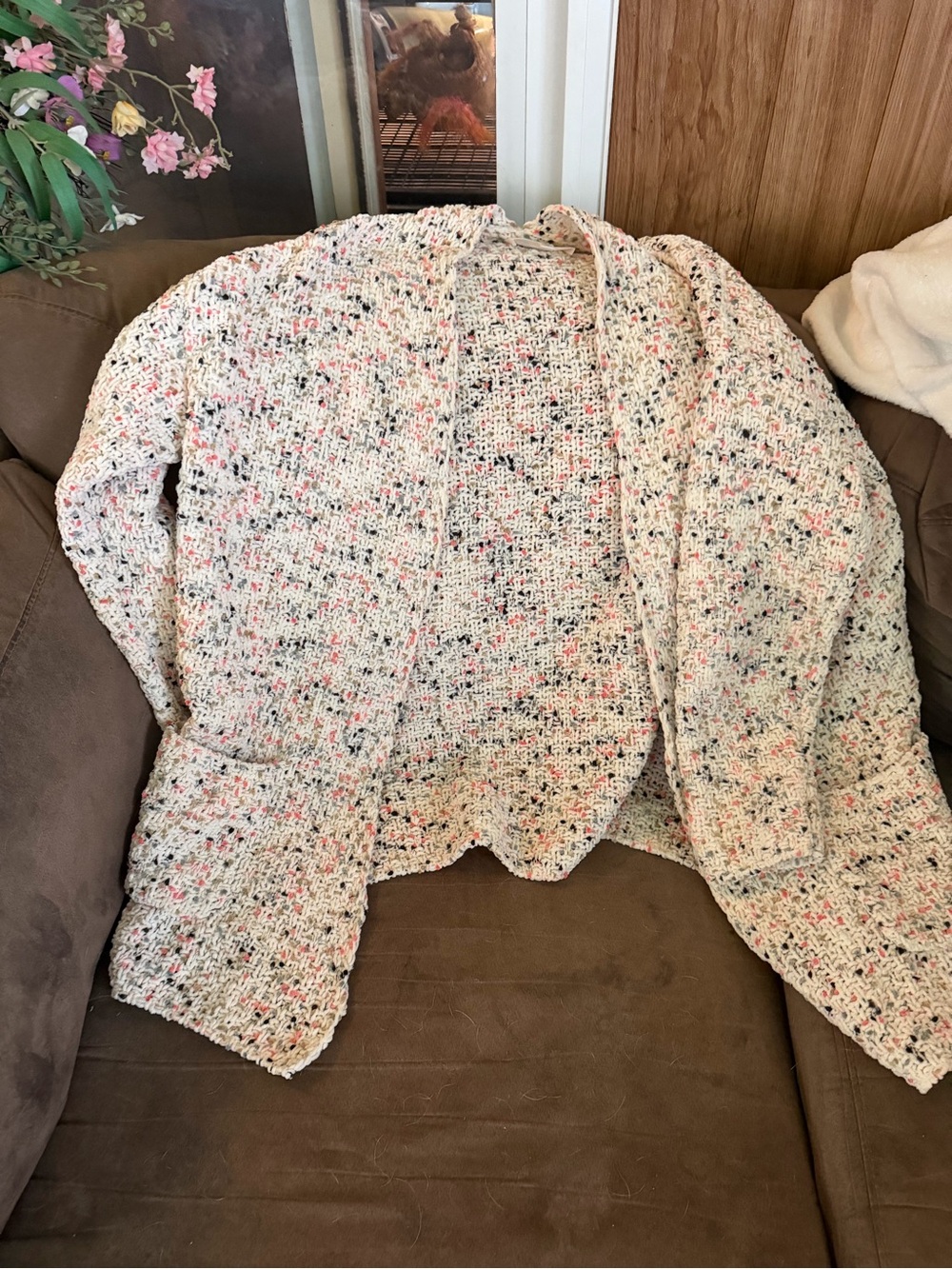 Jessica Simpson Cozy Open-Front Bouclé Cardigan  — Ivory with Pink Speckle